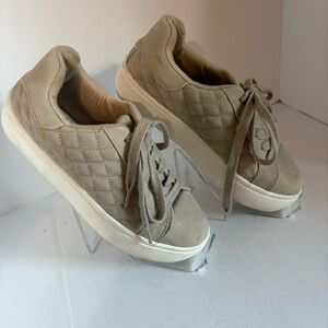 Soda Quilted Tan Sneakers